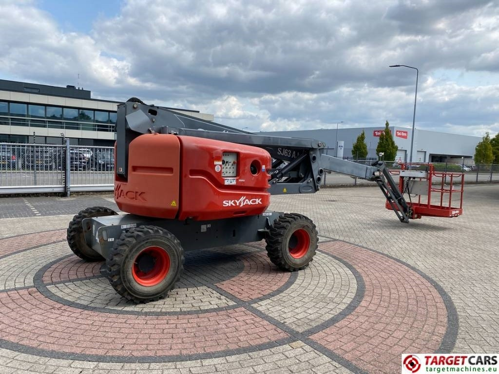 SkyJack SJ63AJ Articulated 4x4 Diesel Boom WorkLift 2136cm - Коленчатый подъемник: фото 3 SkyJack SJ63AJ Articulated 4x4 Diesel Boom WorkLift 2136cm - Коленчатый подъемник: фото 3