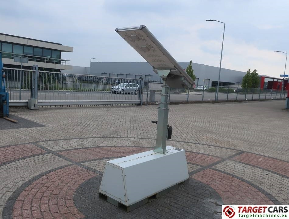 Trime X-Polar Solar Panel 50W Led Tower Light - Осветительная мачта: фото 3 Trime X-Polar Solar Panel 50W Led Tower Light - Осветительная мачта: фото 3