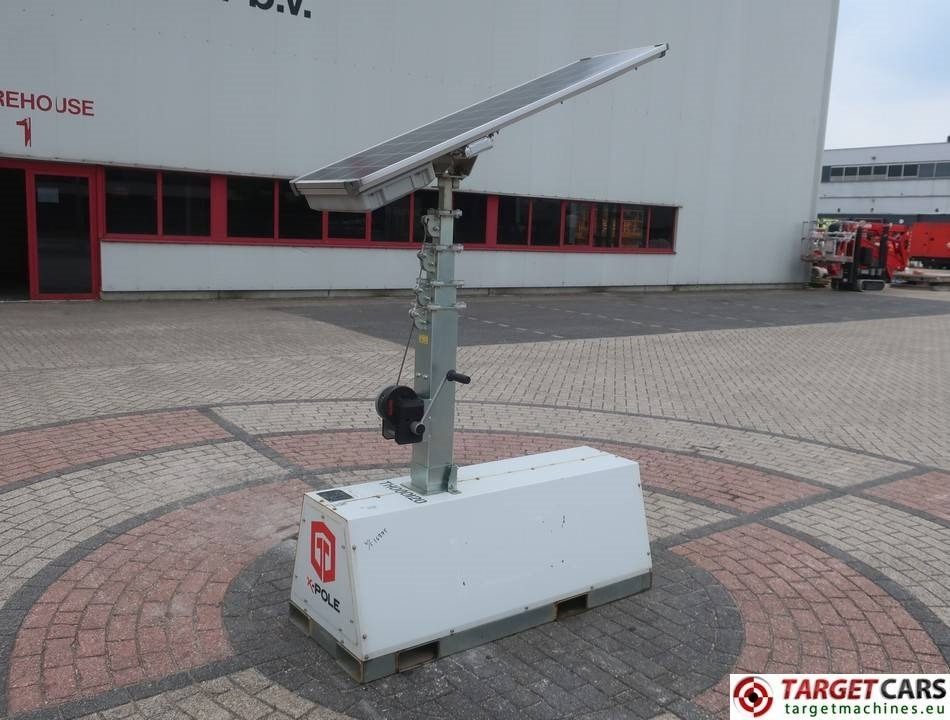 Trime X-Polar Solar Panel 50W Led Tower Light - Осветительная мачта: фото 1 Trime X-Polar Solar Panel 50W Led Tower Light - Осветительная мачта: фото 1