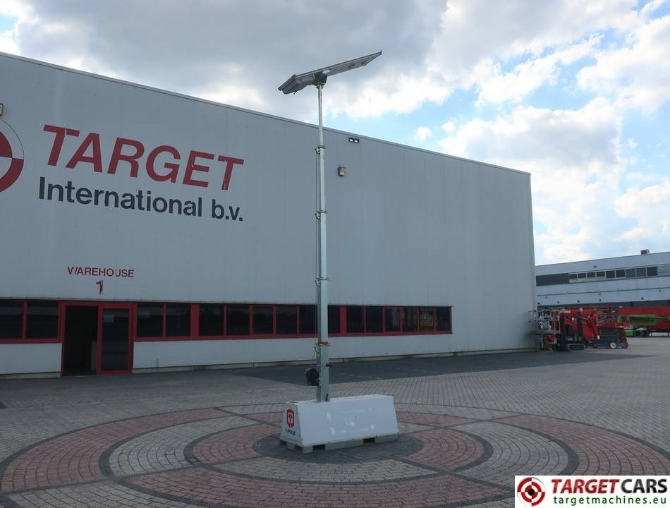 Trime X-Pole Led Solar Tower Light 2x25W - Осветительная мачта: фото 5 Trime X-Pole Led Solar Tower Light 2x25W - Осветительная мачта: фото 5