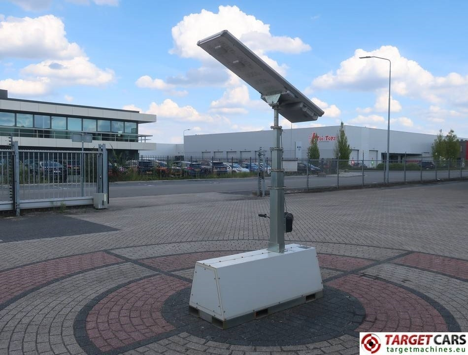 Trime X-Pole Led Solar Tower Light 2x25W - Осветительная мачта: фото 3 Trime X-Pole Led Solar Tower Light 2x25W - Осветительная мачта: фото 3