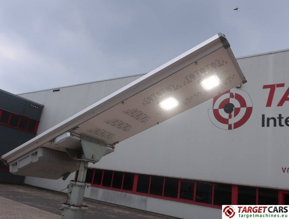 Trime X-Pole Solar Panel 50W Led Tower Light - Осветительная мачта: фото 5 Trime X-Pole Solar Panel 50W Led Tower Light - Осветительная мачта: фото 5