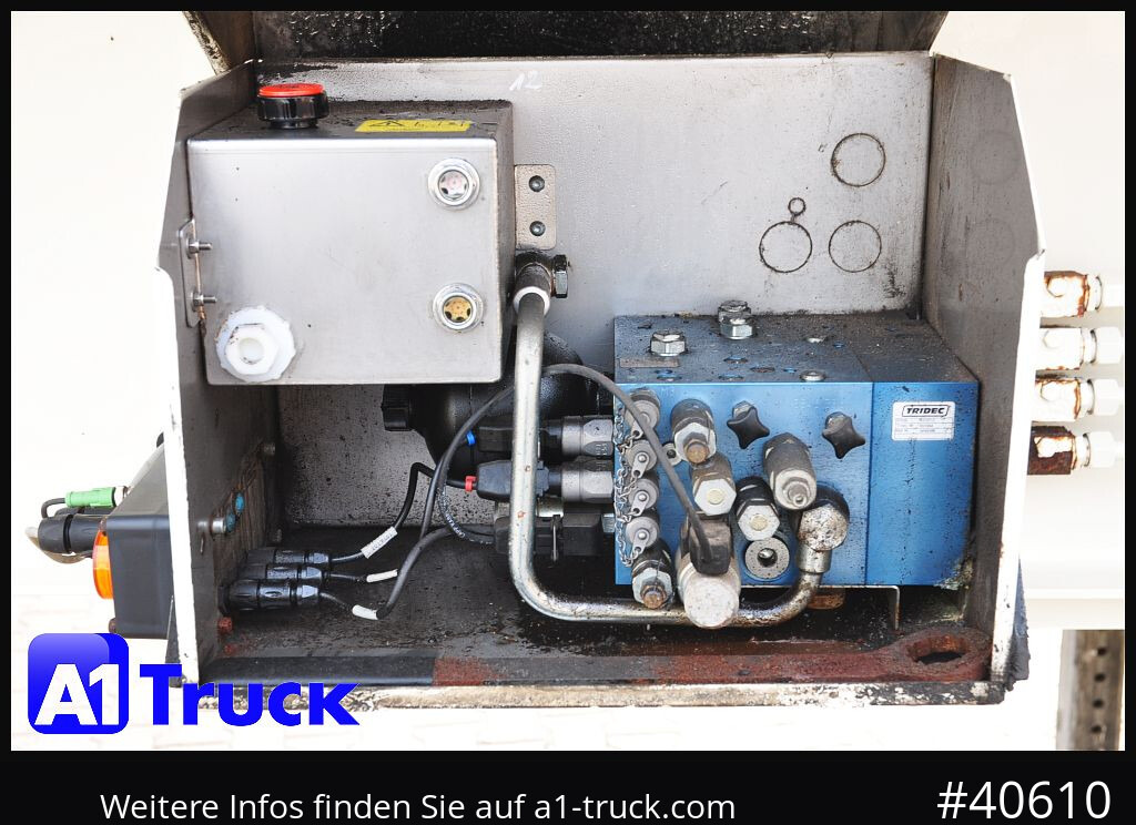 FELDBINDER EUT 55,3, Futter Feed 7 Kammern 55m³, Lenkachse, Alufelgen, - Полуприцеп цистерна для сыпучих грузов: фото 2 FELDBINDER EUT 55,3, Futter Feed 7 Kammern 55m³, Lenkachse, Alufelgen, - Полуприцеп цистерна для сыпучих грузов: фото 2