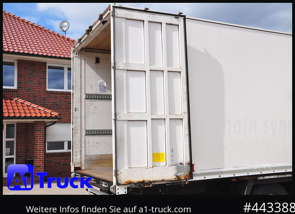 KRONE SDK 27, Koffer, 1 Vorbesitzer, Plywood, 3x vorhanden - Полуприцеп-фургон: фото 3 KRONE SDK 27, Koffer, 1 Vorbesitzer, Plywood, 3x vorhanden - Полуприцеп-фургон: фото 3