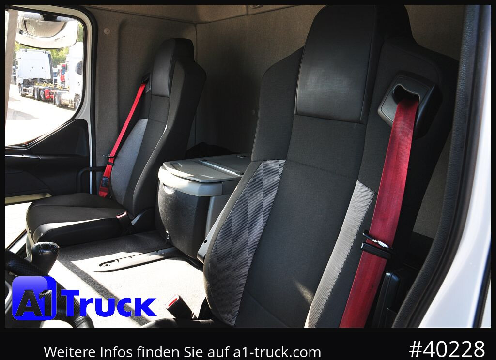 RENAULT D 280, 4x2, Ladebordwand, LBW, TÜV 06/2026 - Тентованный грузовик: фото 3 RENAULT D 280, 4x2, Ladebordwand, LBW, TÜV 06/2026 - Тентованный грузовик: фото 3