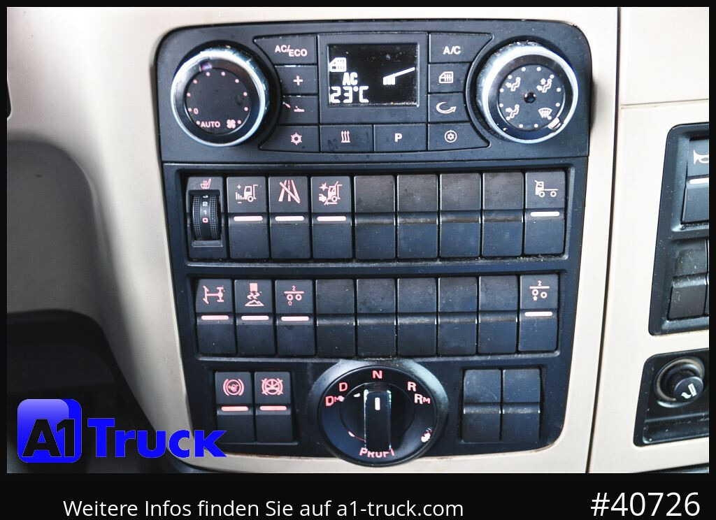 MAN TGX 18,460, BLS, Intarder 2 Tanks, - Тягач: фото 4 MAN TGX 18,460, BLS, Intarder 2 Tanks, - Тягач: фото 4