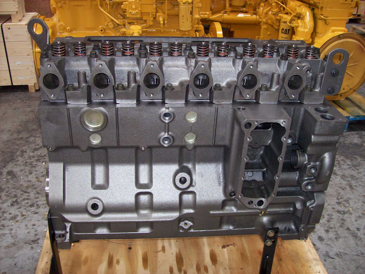 CUMMINS LONG BLOCK 6CT8.3 - Двигатель для Строительной техники: фото 1 CUMMINS LONG BLOCK 6CT8.3 - Двигатель для Строительной техники: фото 1