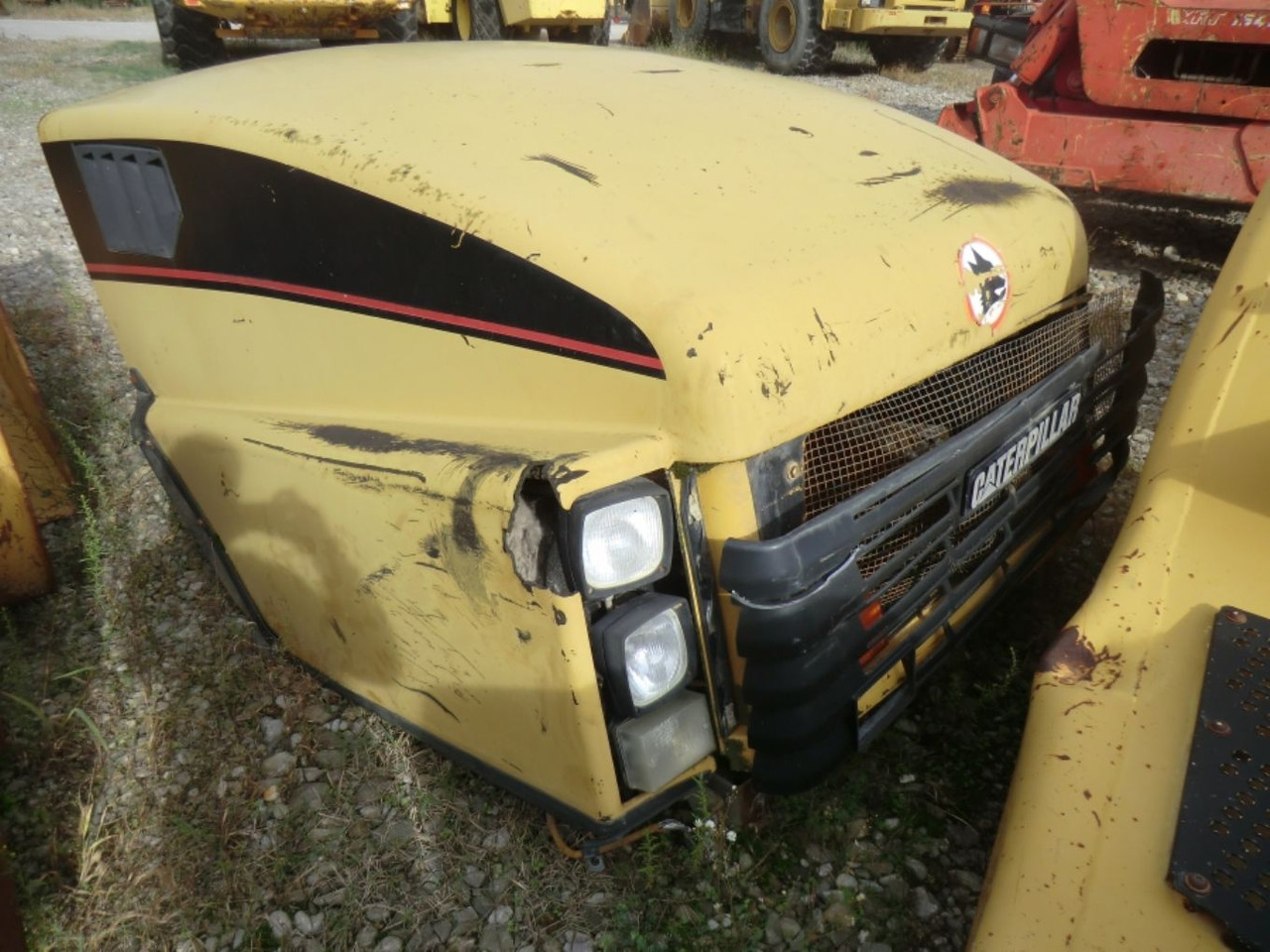 Caterpillar 735 Cofano e griglia - Капот для Строительной техники: фото 3 Caterpillar 735 Cofano e griglia - Капот для Строительной техники: фото 3