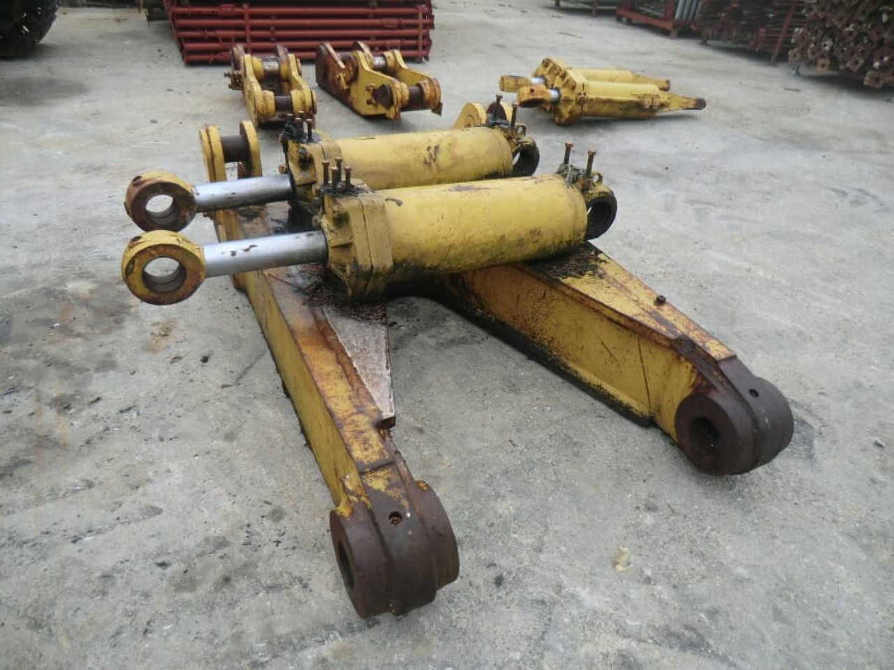 Caterpillar D9G D9H ripper parallelogramma a 3 posizioni, 4 cilindri, con 3 denti (uno mancante), compreso di supporto. - Рыхлитель для Строительной техники: фото 5 Caterpillar D9G D9H ripper parallelogramma a 3 posizioni, 4 cilindri, con 3 denti (uno mancante), compreso di supporto. - Рыхлитель для Строительной техники: фото 5