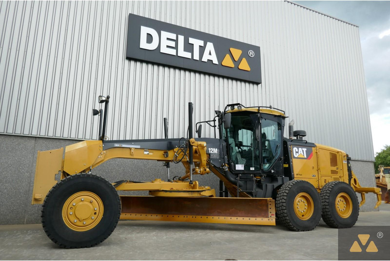 Caterpillar 12M2 AWD - Грейдер: фото 4 Caterpillar 12M2 AWD - Грейдер: фото 4