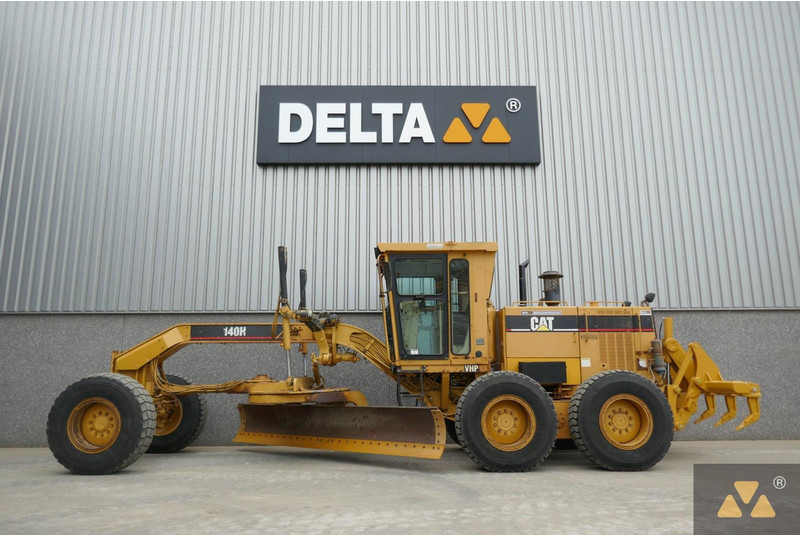 Грейдер Caterpillar 140H: фото 1