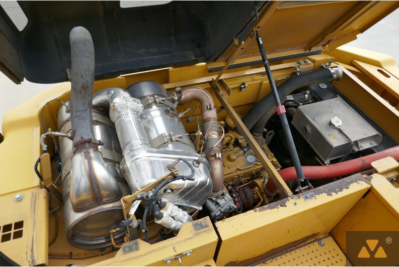 Гусеничный экскаватор Caterpillar 325F LCR: фото 13