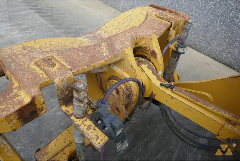 Колёсный погрузчик Caterpillar 926M: фото 16