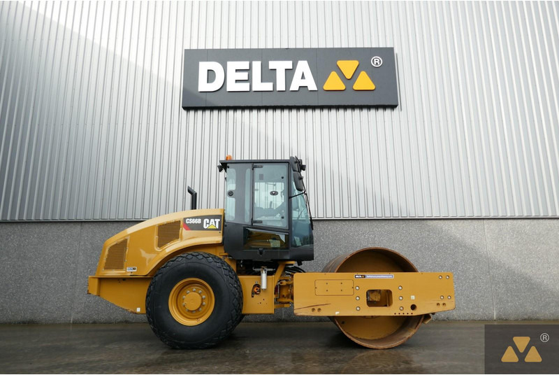 Caterpillar CS66B - Каток: фото 2 Caterpillar CS66B - Каток: фото 2