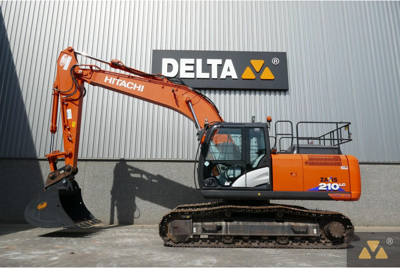 Hitachi ZX210LC-6 - Гусеничный экскаватор: фото 1 Hitachi ZX210LC-6 - Гусеничный экскаватор: фото 1