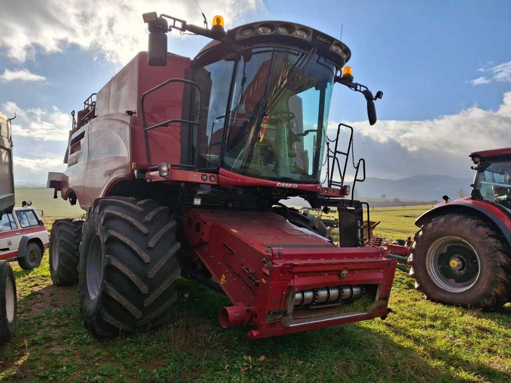 Case AF 8240 - Зерноуборочный комбайн: фото 3 Case AF 8240 - Зерноуборочный комбайн: фото 3