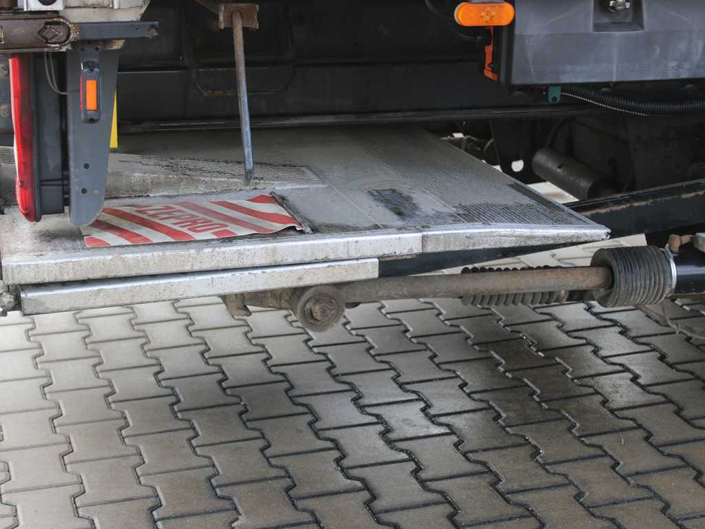 Тентованный грузовик DAF LF 250 FA, EURO 6, HYDRAULIC FRONT: фото 8 Тентованный грузовик DAF LF 250 FA, EURO 6, HYDRAULIC FRONT: фото 8