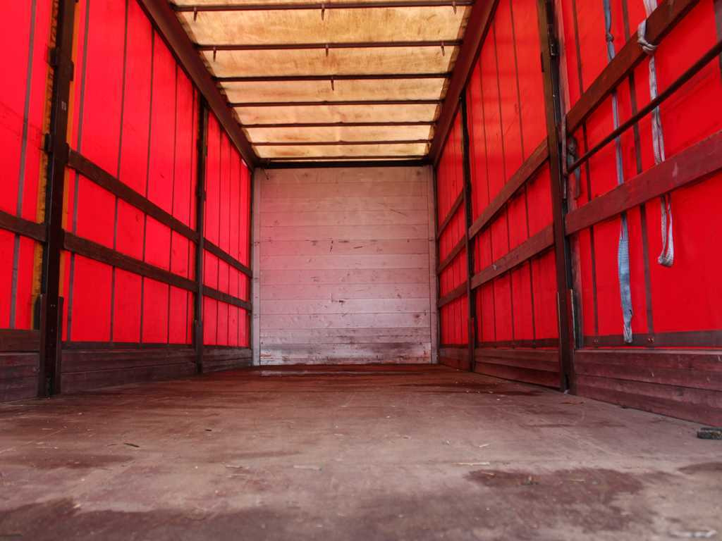 Тентованный грузовик DAF LF 250 FA, EURO 6, HYDRAULIC FRONT: фото 6 Тентованный грузовик DAF LF 250 FA, EURO 6, HYDRAULIC FRONT: фото 6