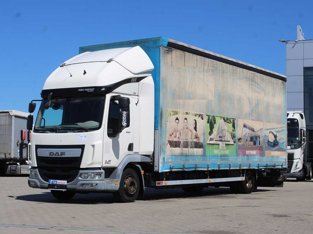 DAF LF 260, EURO 6 - Тентованный грузовик: фото 1 DAF LF 260, EURO 6 - Тентованный грузовик: фото 1