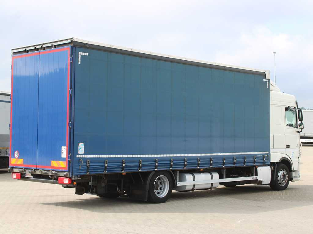 DAF XF 450, EURO 6, INDEPENDENT AIR CONDITIONING, AIR SUSPENSION - Тентованный грузовик: фото 4 DAF XF 450, EURO 6, INDEPENDENT AIR CONDITIONING, AIR SUSPENSION - Тентованный грузовик: фото 4