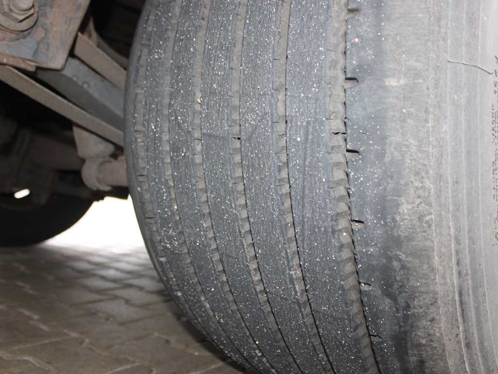 Тентованный полуприцеп Krone SD 04, LOWDECK, LIFTING AXLE, MULTILOCK, LIFTING ROOF: фото 11 Тентованный полуприцеп Krone SD 04, LOWDECK, LIFTING AXLE, MULTILOCK, LIFTING ROOF: фото 11