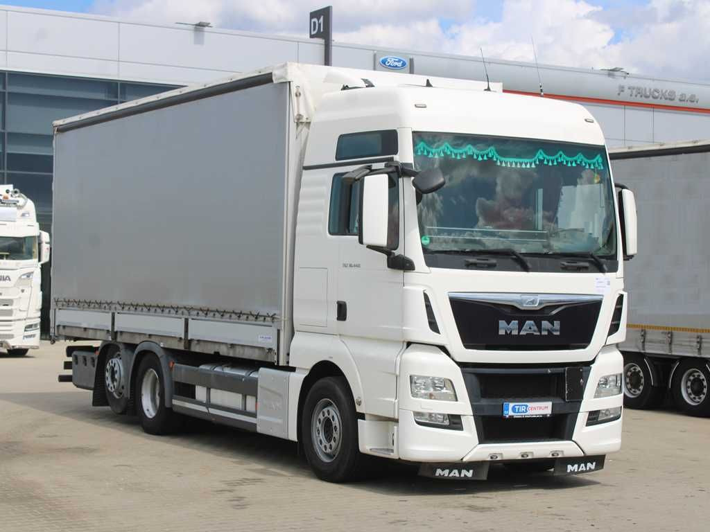 MAN TGS 26.440, 6X2, EURO 5, LIFTING AXLE + PV018H - Тентованный грузовик: фото 2 MAN TGS 26.440, 6X2, EURO 5, LIFTING AXLE + PV018H - Тентованный грузовик: фото 2