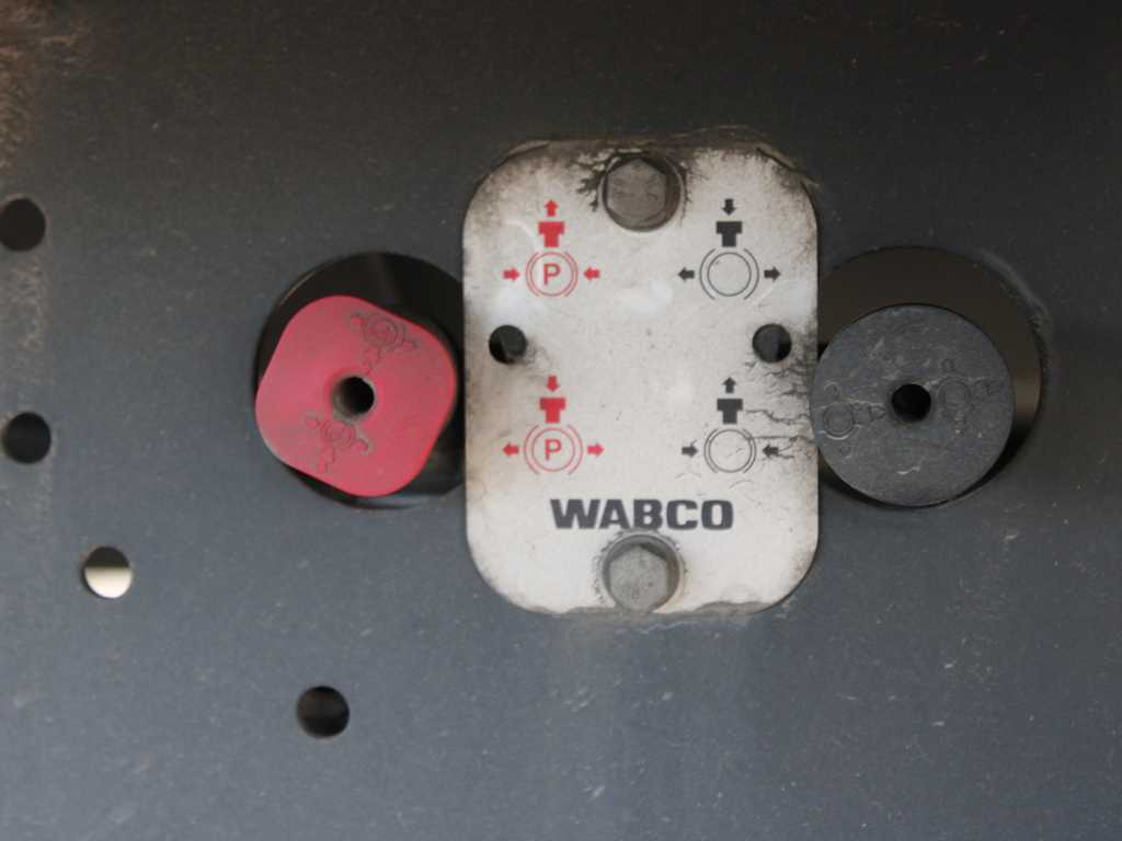 Тентованный полуприцеп Schwarzmüller SPA 3/E, SAF AXLES, MULTILOCK, MULDA: фото 7