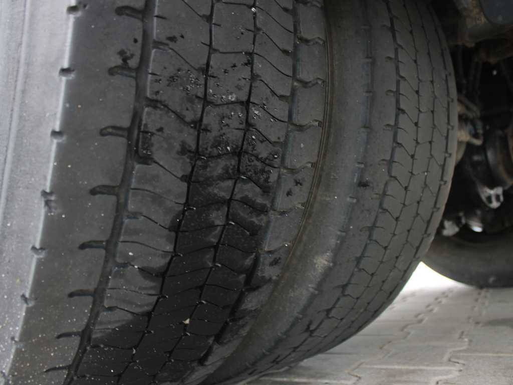 Тентованный грузовик Volvo FL 240, EURO 5: фото 18