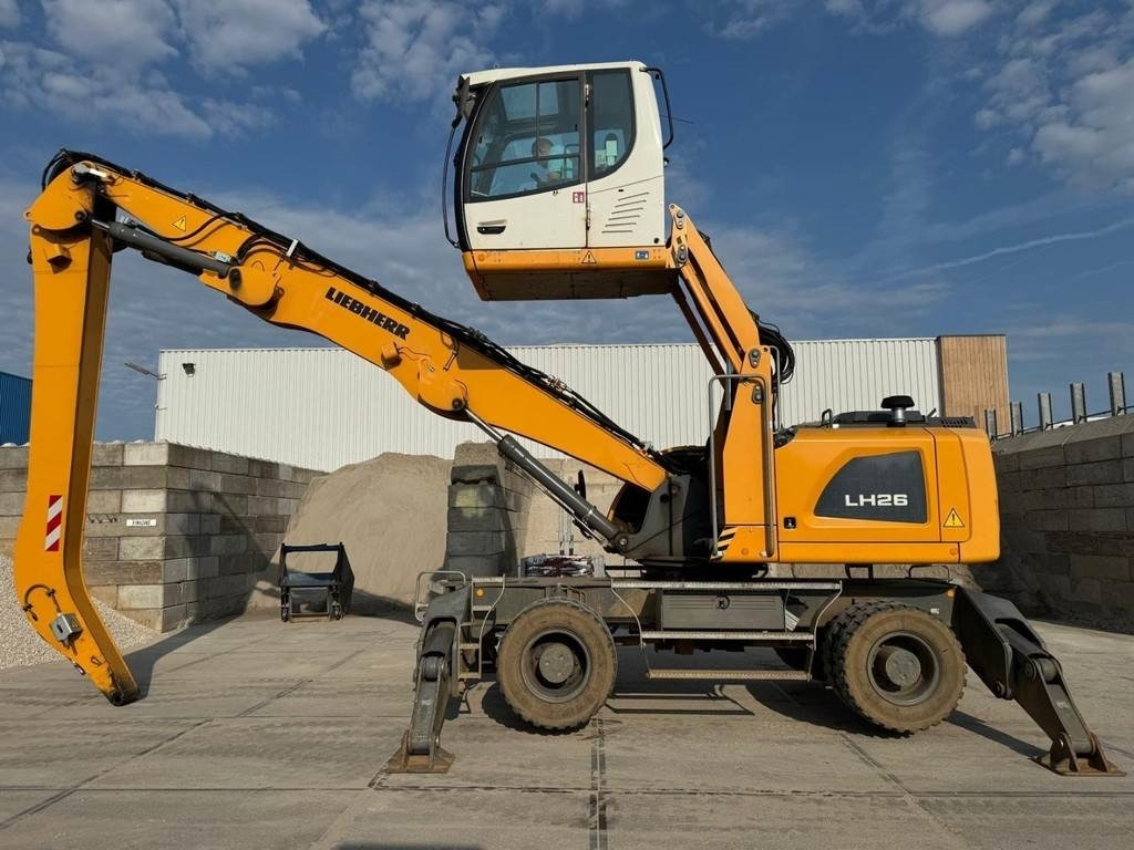 Перегружатель Liebherr LH 26 M: фото 1