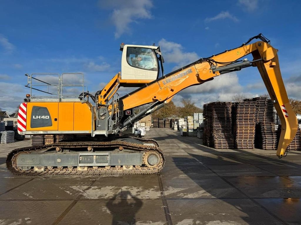 Liebherr LH 40C EW - Перегружатель: фото 4 Liebherr LH 40C EW - Перегружатель: фото 4