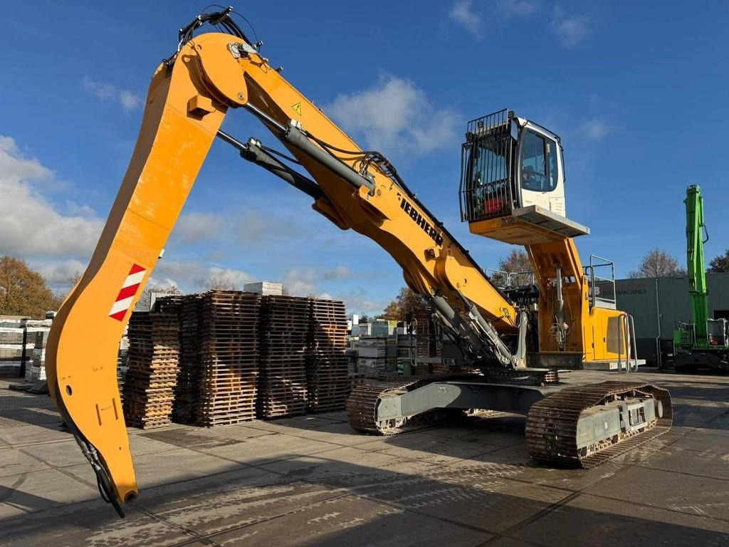 Liebherr LH 40C EW - Перегружатель: фото 2 Liebherr LH 40C EW - Перегружатель: фото 2