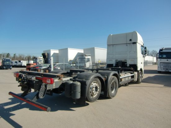 DAF XF 480 FAR BDF SSC Euro 6 Liftachse, Retarder - Грузовик-контейнеровоз/ Сменный кузов: фото 4 DAF XF 480 FAR BDF SSC Euro 6 Liftachse, Retarder - Грузовик-контейнеровоз/ Сменный кузов: фото 4
