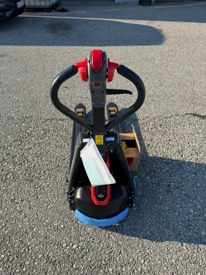 Linde Niederhubwagen MT15C - Тележка: фото 2 Linde Niederhubwagen MT15C - Тележка: фото 2