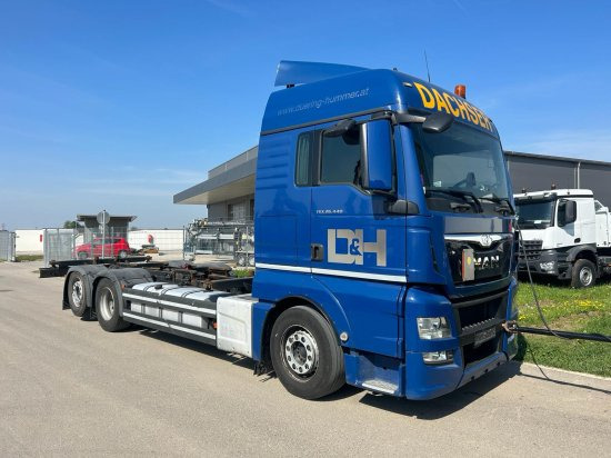MAN TGX 26.440 XLX 6x2 Liftachse, Retarder, Euro 6, Motorschaden - Грузовик-контейнеровоз/ Сменный кузов: фото 1 MAN TGX 26.440 XLX 6x2 Liftachse, Retarder, Euro 6, Motorschaden - Грузовик-контейнеровоз/ Сменный кузов: фото 1
