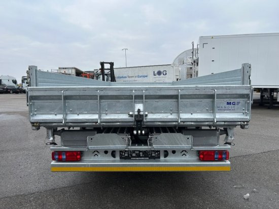 Möslein Tandemkipper-Tieflader, 3 Seitenkipper mit Einschubrampen - Низкорамный прицеп: фото 4 Möslein Tandemkipper-Tieflader, 3 Seitenkipper mit Einschubrampen - Низкорамный прицеп: фото 4