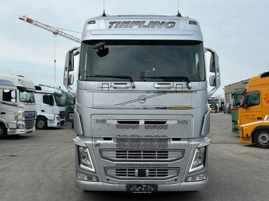 Volvo FH 500, E6, Voll-Luft, I-Shift, VEB+, Standklima, Schubbodenhydraulik - Тягач: фото 2 Volvo FH 500, E6, Voll-Luft, I-Shift, VEB+, Standklima, Schubbodenhydraulik - Тягач: фото 2