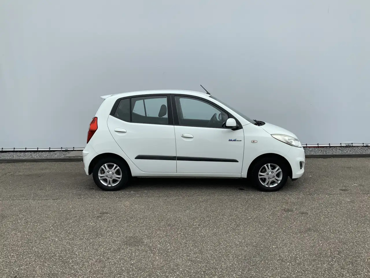 Hyundai i10 1.0 Pro 54083 KM! Airco, Lichtmetalen Wielen! в лизинг Hyundai i10 1.0 Pro 54083 KM! Airco, Lichtmetalen Wielen!: фото 6