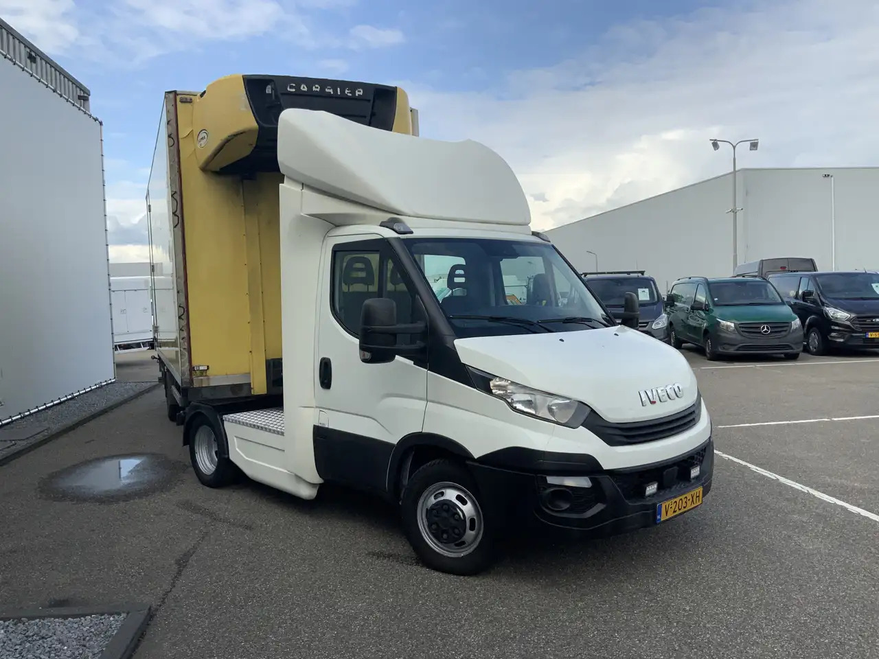 Iveco 40C18 B.E Trekker & Koel Trailer & Laadklep Bakmaa - Малотоннажный седельный тягач, Полуприцеп-рефрижератор: фото 3 Iveco 40C18 B.E Trekker & Koel Trailer & Laadklep Bakmaa - Малотоннажный седельный тягач, Полуприцеп-рефрижератор: фото 3