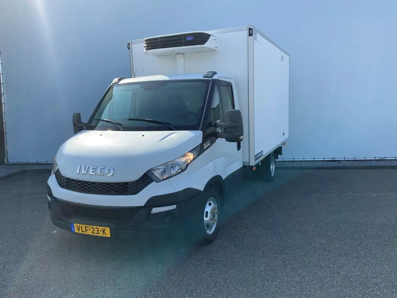 Iveco Daily 35S13D 2.3 375 Automaat Koelwagen Dag & Nacht. Air - Фургон-рефрижератор: фото 1 Iveco Daily 35S13D 2.3 375 Automaat Koelwagen Dag & Nacht. Air - Фургон-рефрижератор: фото 1