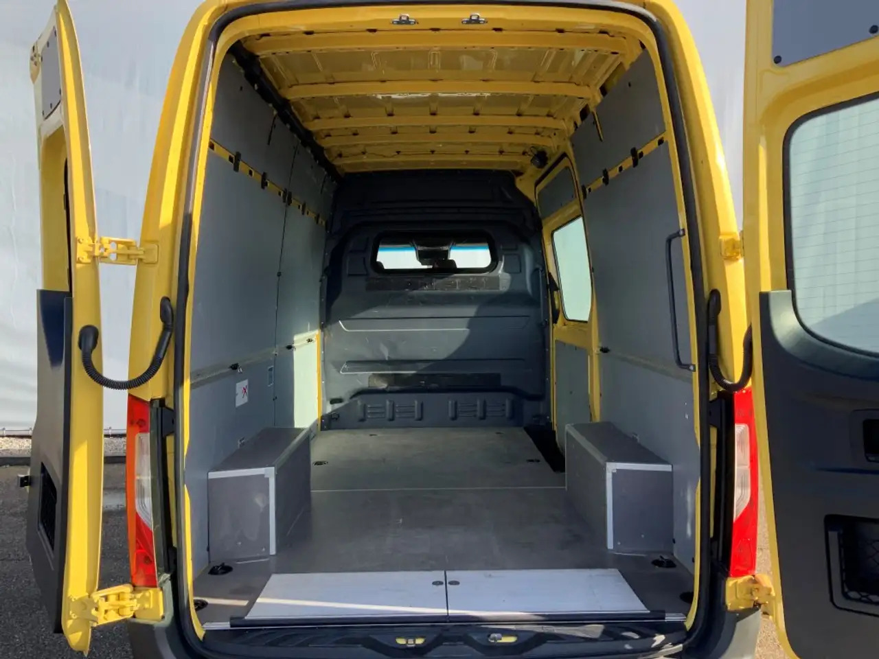 Цельнометаллический фургон Mercedes-Benz Sprinter 314 2.2 CDI L2H2 & Laadklep& Afstandbediening Airc: фото 15