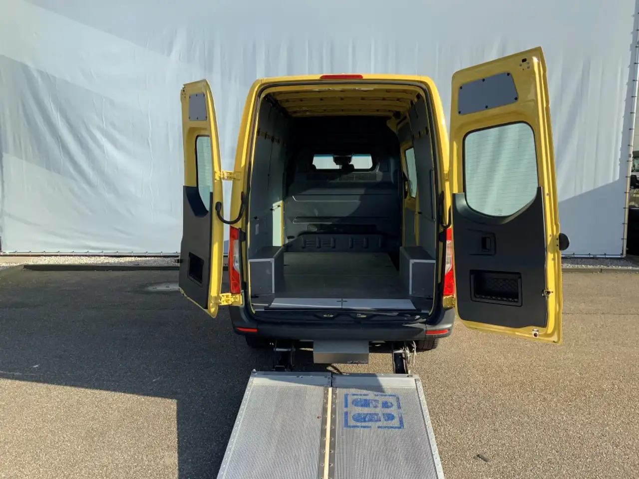 Цельнометаллический фургон Mercedes-Benz Sprinter 314 2.2 CDI L2H2 & Laadklep& Afstandbediening Airc: фото 14