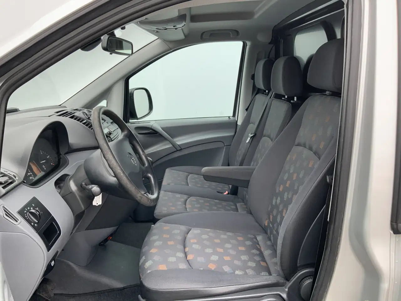 Mercedes-Benz Vito 111 CDI 320 Lang HD Amigo Koel Vries Werkt 100% 3 - Фургон-рефрижератор: фото 5 Mercedes-Benz Vito 111 CDI 320 Lang HD Amigo Koel Vries Werkt 100% 3 - Фургон-рефрижератор: фото 5