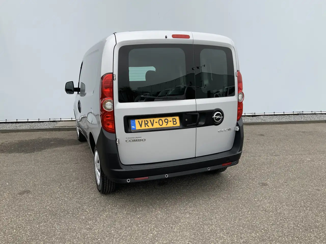 Opel Combo 1.3 CDTi L1H1 Edition Airco Euro 6 - Легковой фургон: фото 2 Opel Combo 1.3 CDTi L1H1 Edition Airco Euro 6 - Легковой фургон: фото 2