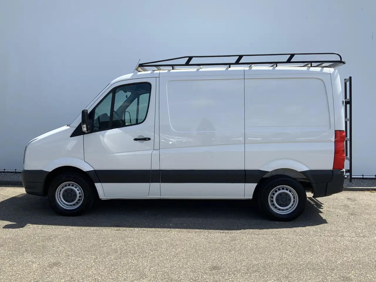 Volkswagen Crafter 35 2.0 TDI L1H1 Airco Cruise 3 Zits Trekhaak 2000 - Цельнометаллический фургон: фото 3 Volkswagen Crafter 35 2.0 TDI L1H1 Airco Cruise 3 Zits Trekhaak 2000 - Цельнометаллический фургон: фото 3