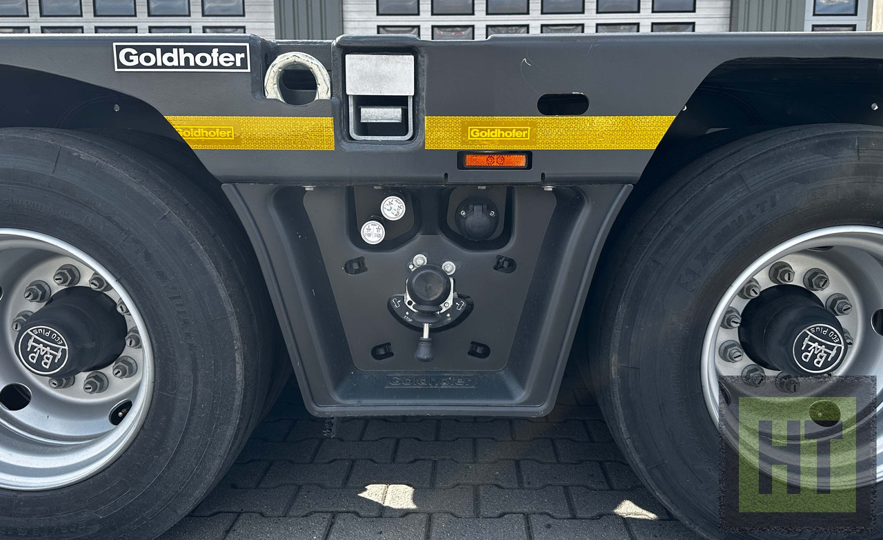 Goldhofer 4-Achs-Tele-Semi mit hydr. Doppelklapprampen - Низкорамный полуприцеп: фото 5 Goldhofer 4-Achs-Tele-Semi mit hydr. Doppelklapprampen - Низкорамный полуприцеп: фото 5