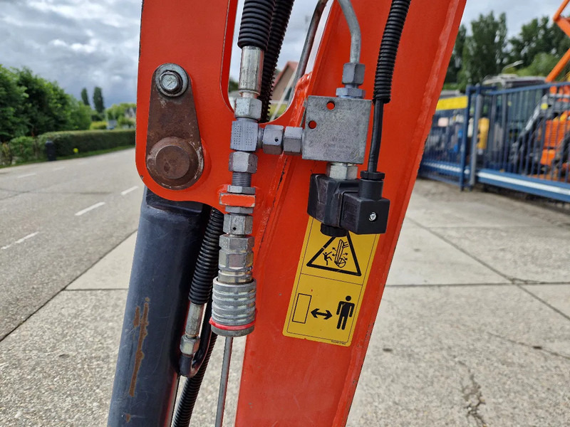 Мини-экскаватор Kubota KX019-4 CW05 met 2 bakken: фото 12