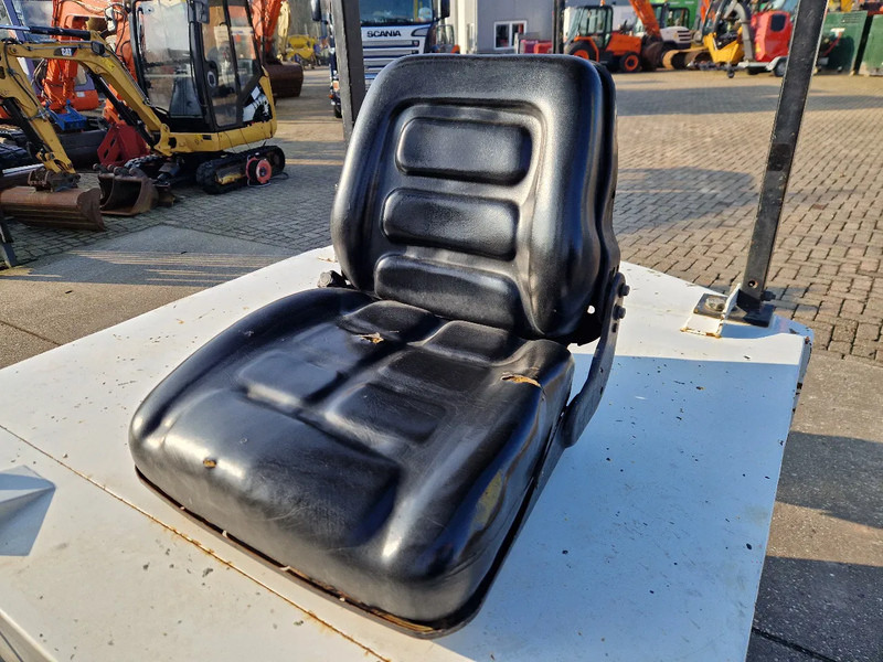 Yale 4.5 ton elektrisch triplomast в лизинг Yale 4.5 ton elektrisch triplomast: фото 6