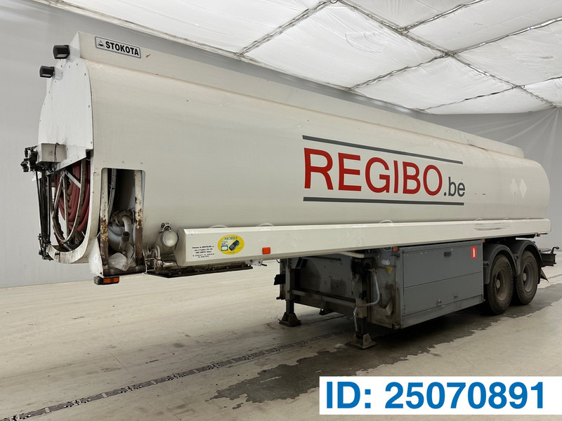 EKW Tank 32000 L - Полуприцеп-цистерна: фото 1 EKW Tank 32000 L - Полуприцеп-цистерна: фото 1