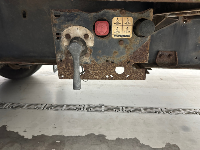 Полуприцеп бортовой/ Платформа Krone Plateau: фото 7 Полуприцеп бортовой/ Платформа Krone Plateau: фото 7