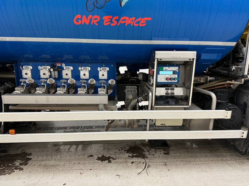 MAN TGM 26.340 - Грузовик-цистерна: фото 5 MAN TGM 26.340 - Грузовик-цистерна: фото 5